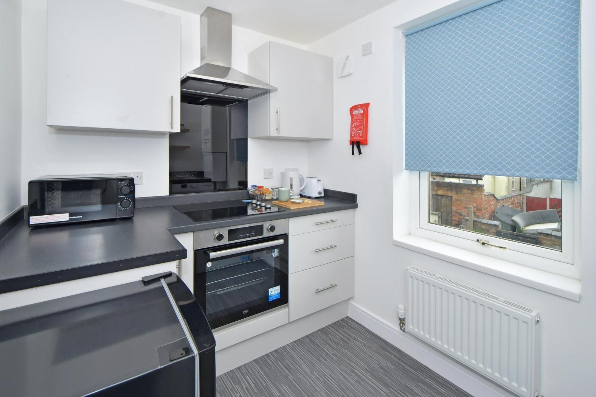 Sapphire Apartments By Yourstays - Luxury 2 Bedroom Apartments In Crewe Exterior foto