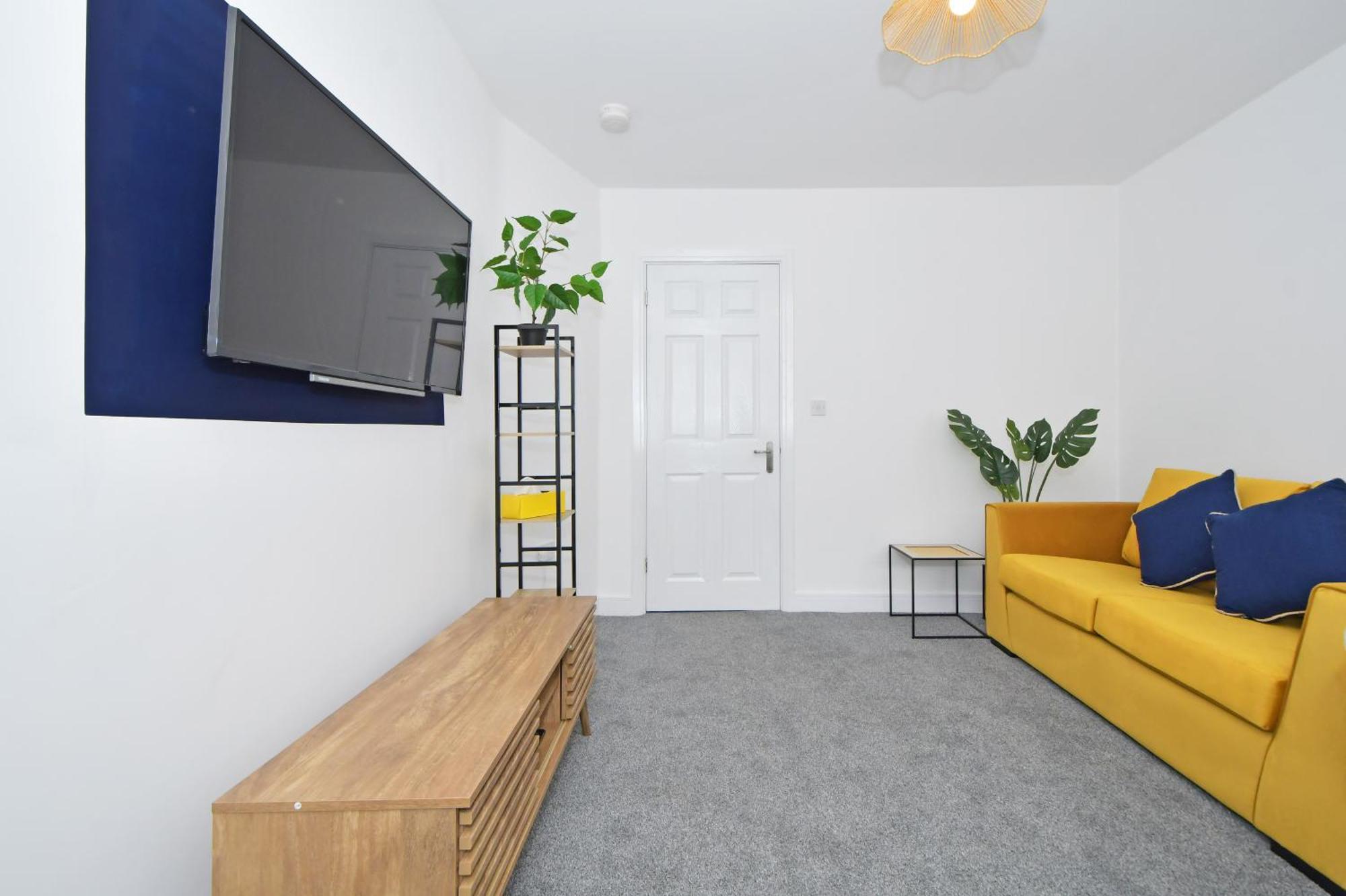 Sapphire Apartments By Yourstays - Luxury 2 Bedroom Apartments In Crewe Exterior foto